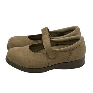 Drew Bloom II Mary Jane Flat Comfort Tan Nubuck Leather 14353 Women 9 Wide